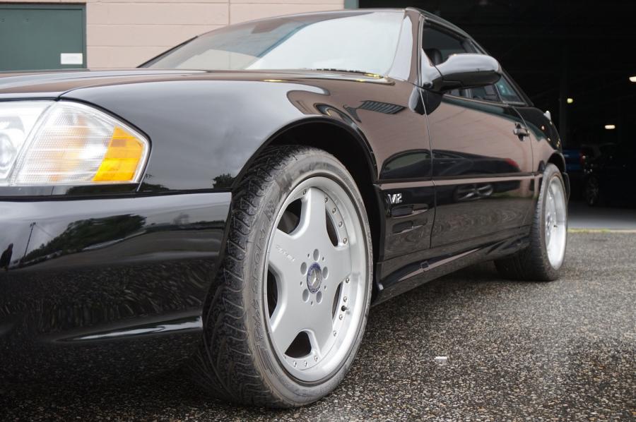 Детали экстерьера Mercedes-Benz SL600 (R129) 2001 года  (фото 8 из 20)